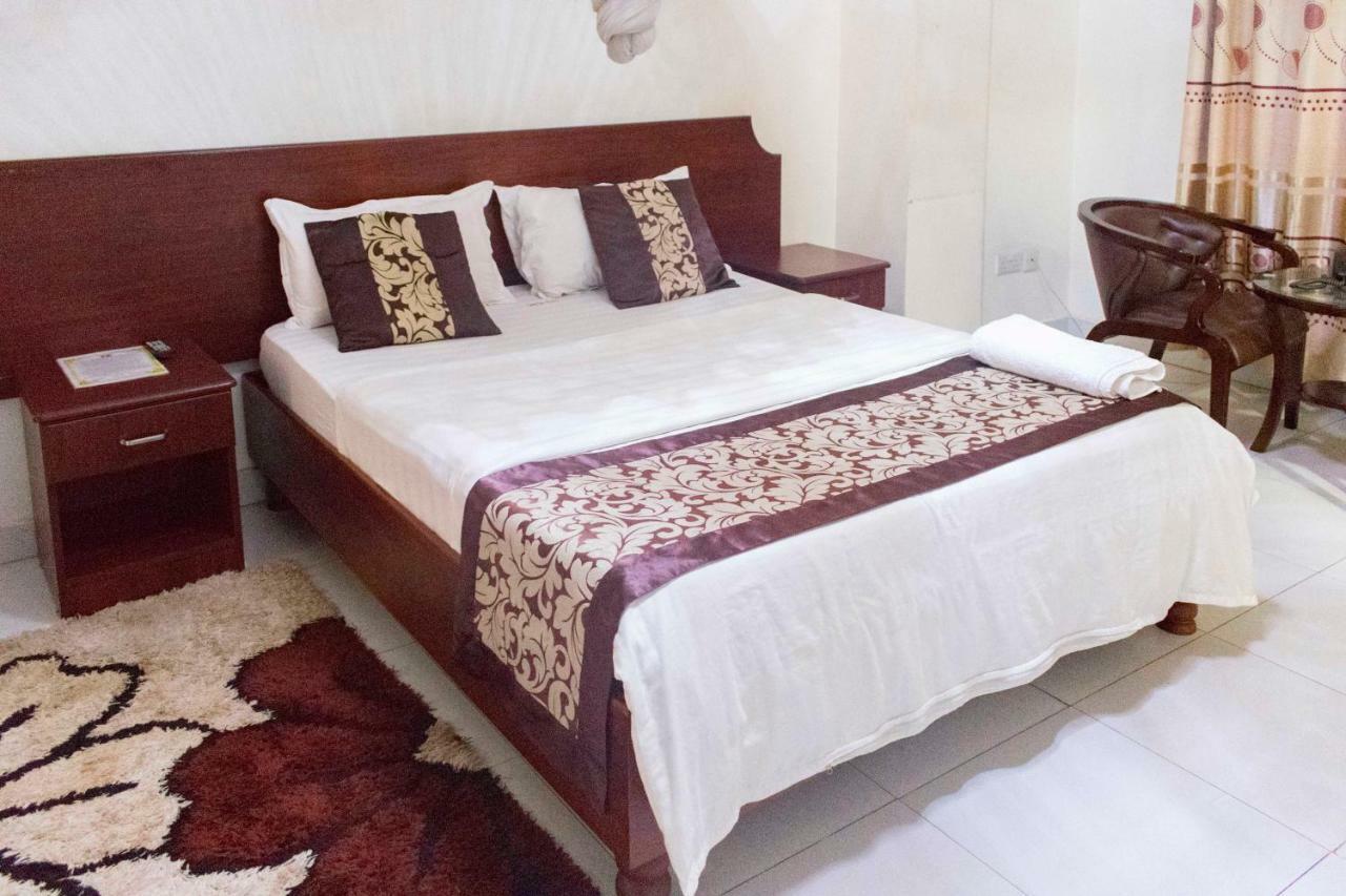 Sunrise Hotel Kampala Ngoại thất bức ảnh