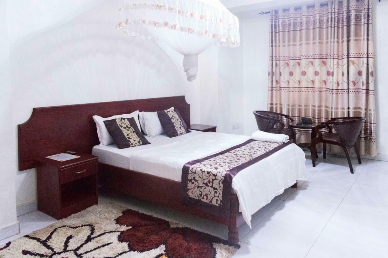 Sunrise Hotel Kampala Ngoại thất bức ảnh