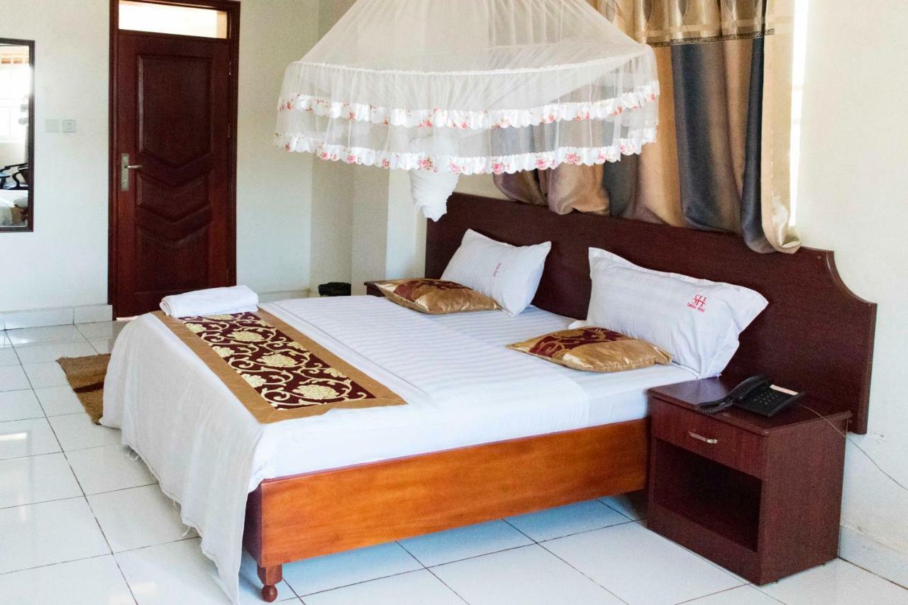 Sunrise Hotel Kampala Ngoại thất bức ảnh